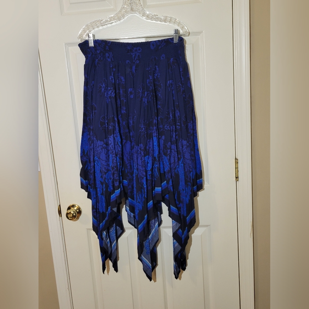 Navy & Royal blue asymmetrical skirt.
